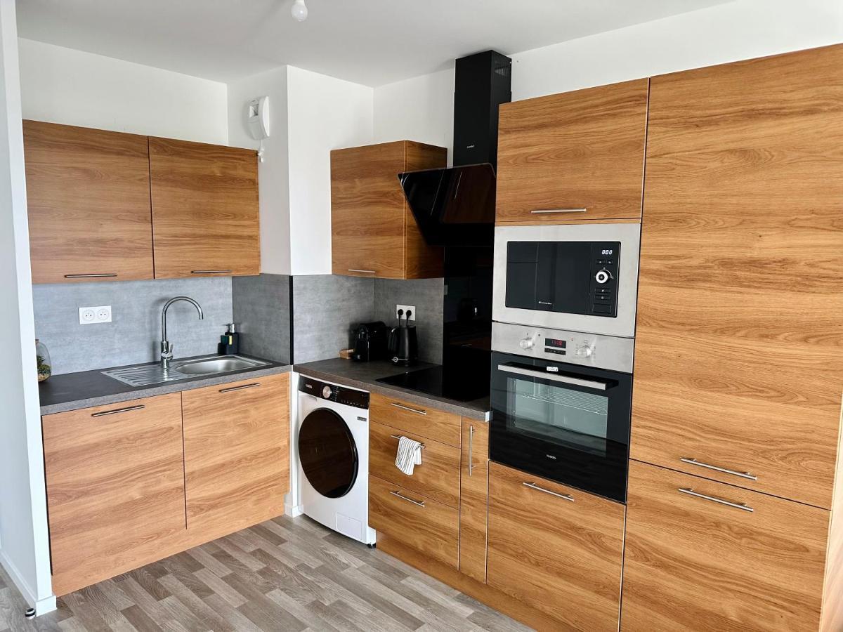 Agreable 2 Pieces Avec Balcon Et Parking Transports By Immo Kit Bnb Sarcelles Esterno foto